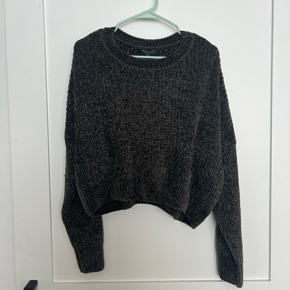 Romeo and Juliet NWT dark green knitted sweater M